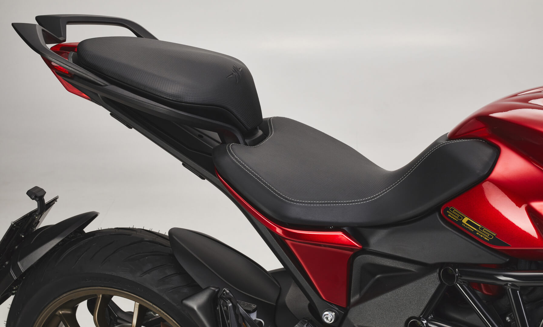 Turismo Veloce Lusso SCS, official photograph 1 of 21